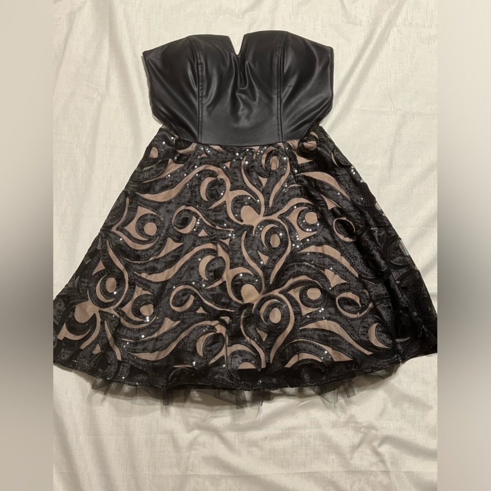 Jump Apparel Size 5/6 Homecoming/Semi formal dress